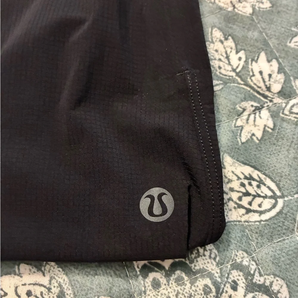 NWT Lululemon Run Crew Graphic HR Track Pant Four Way Stretch High Rise Classic - Picture 2 of 13